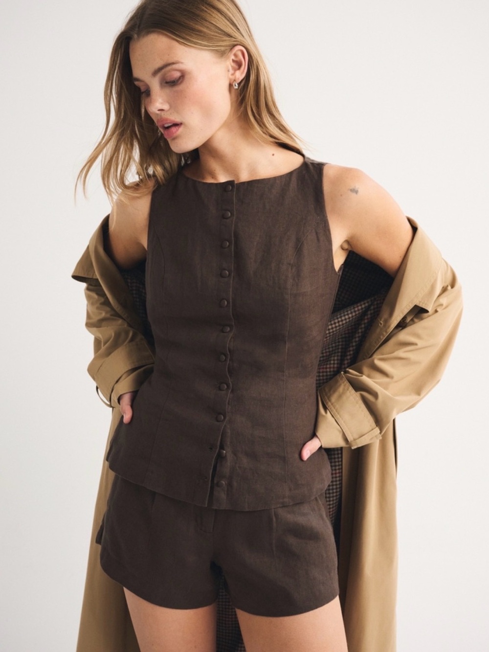 Abercrombie & Fitch Brown 100% linen button - up shell top